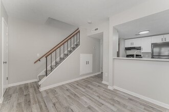 Building Photo - 723 Old Liberty Rd