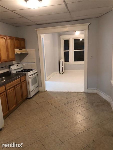 Building Photo - 2 br, 1 bath House - 22 Stegman St Apt 2