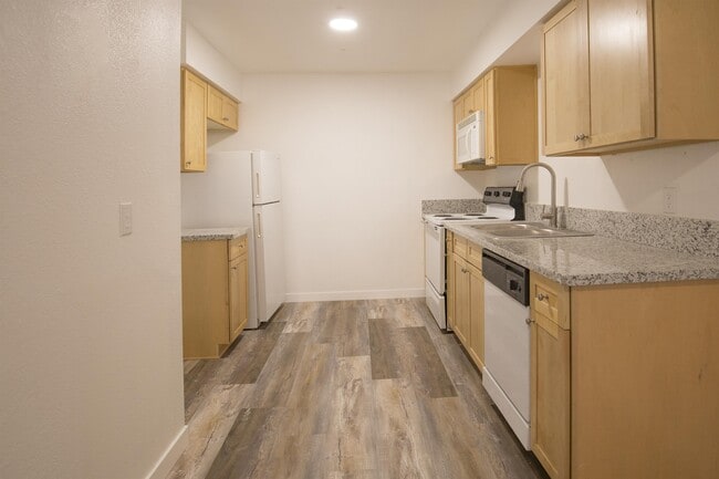 Building Photo - 1171 Kenny Dr