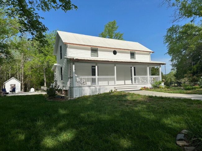 Building Photo - 1451 Hawkins Rd