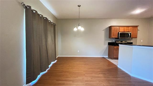 Building Photo - 1203 Reseda Dr