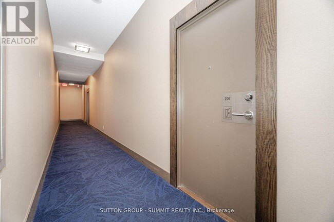 Building Photo - 4065-4065 Brickstone Mews