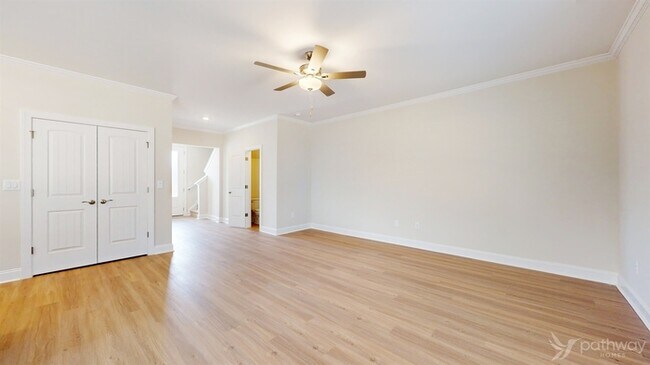Building Photo - 177 Brixham Lp