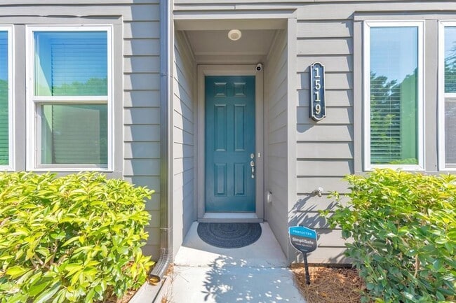 Building Photo - 1519 Layton Ln NW