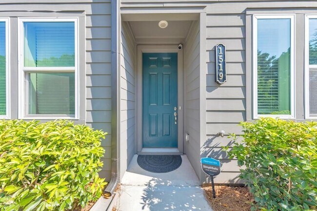 Foto del edificio - 1519 Layton Ln NW