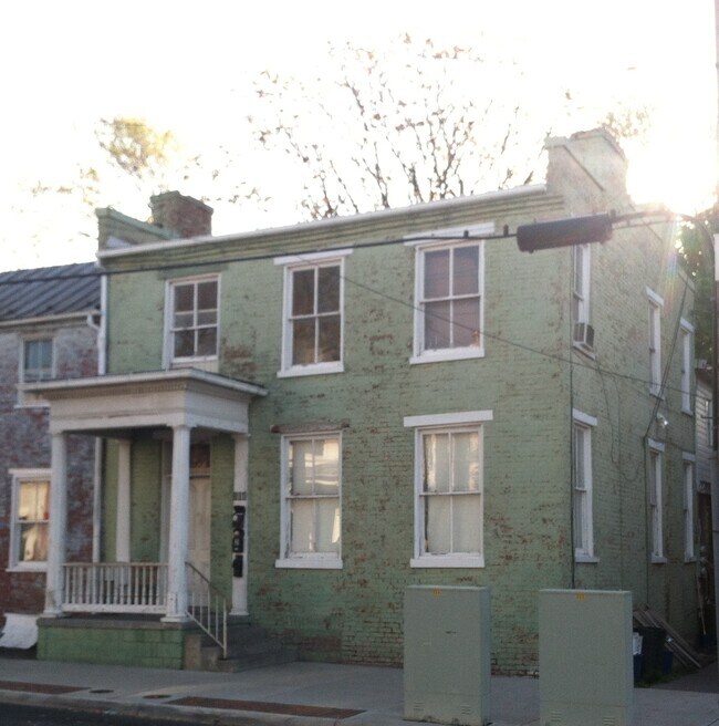 304 N Kent St, Winchester, VA 22601 Townhouse for Rent in Winchester