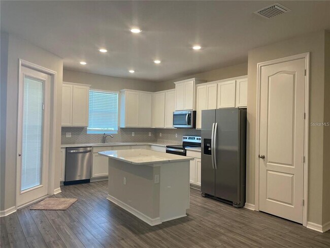 Building Photo - 11336 Cay Spruce Wy
