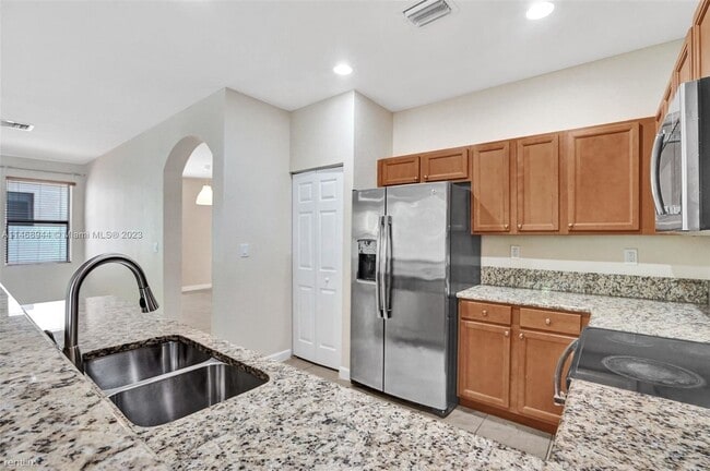 Building Photo - 3 br, 2.5 bath House - 8767 W 33rd Ave