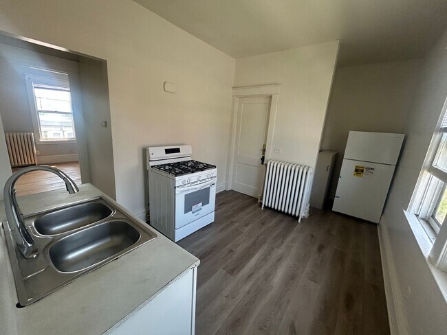 Foto del edificio - 505-507 N Farrington Street