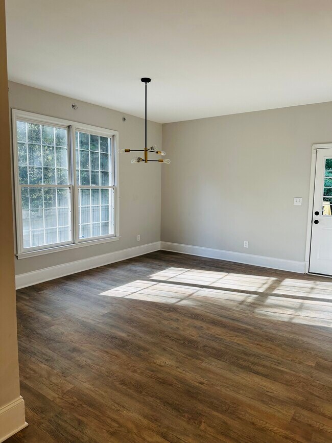 Foto del edificio - 114 Johnson Rd NW