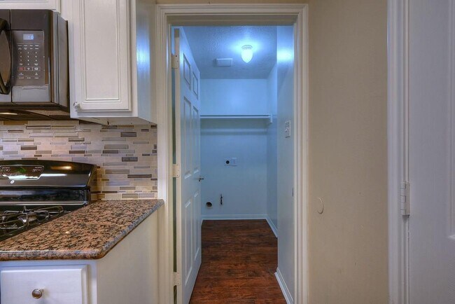 Foto del edificio - 17314 Kiowa River Ln