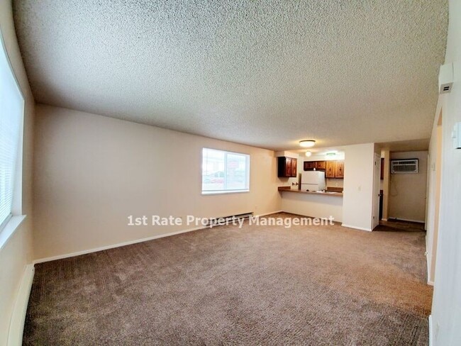 Building Photo - 23 SW 7th Ave