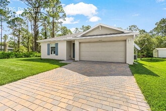 Building Photo - 3020 N Lakewood Rd