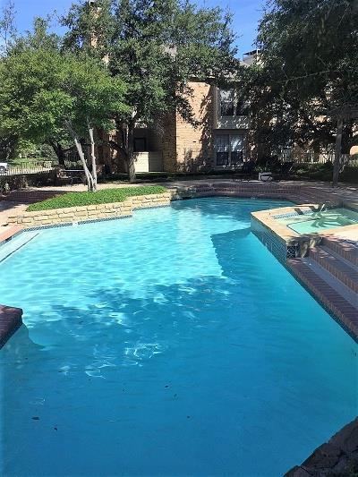 Primary Photo - 15215 Berry Trail Dr