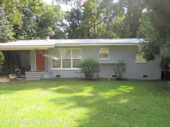 Building Photo - 3 br, 1 bath House - 1813 Honeysuckle Drive