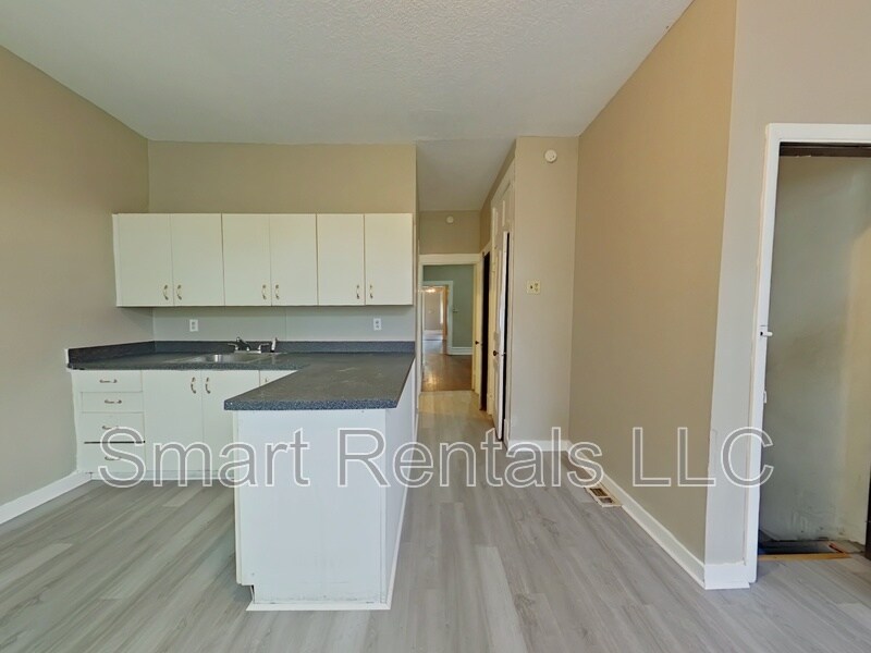 Foto principal - 2711 Keokuk St