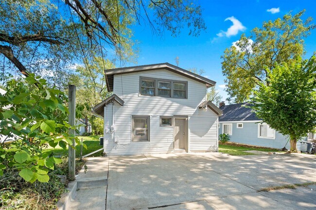 Building Photo - 3 br, 2 bath House - 6628 Lydia Avenue
