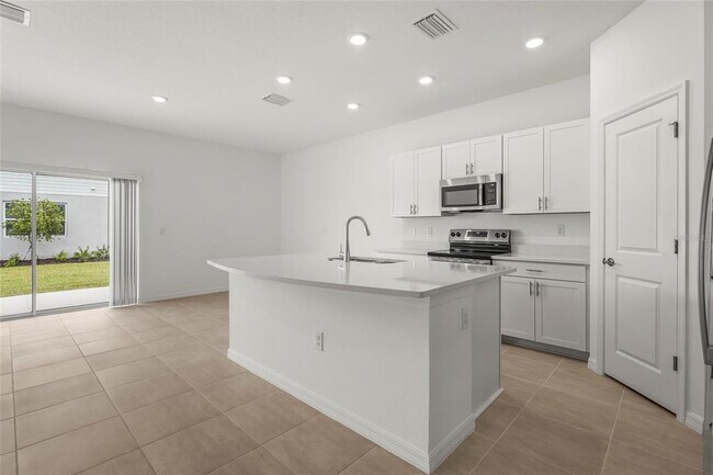 Foto del edificio - 8705 Winter Breeze Wy