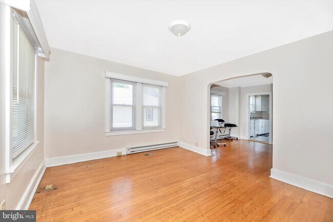 Building Photo - 918 Motter Ave