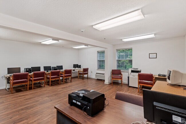 Foto del edificio - 2526 W Madison St