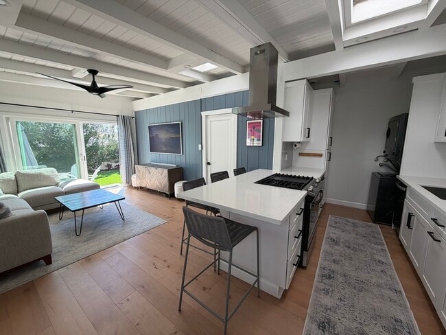 Photo - 544 8th St House