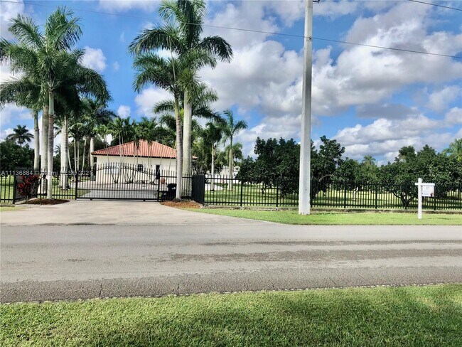 Foto del edificio - 20200 SW 280th St