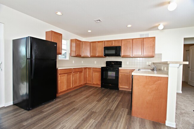 Foto del edificio - 2407 S Duncan St