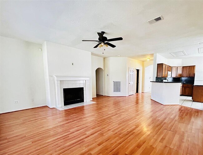 Foto del edificio - 3106 Lonesome Ridge Ct