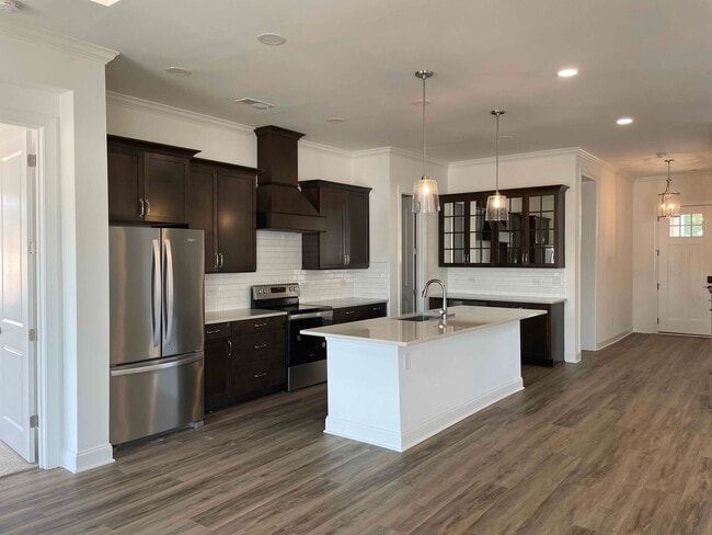 Building Photo - Lot 73