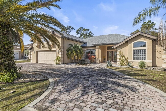 Foto del edificio - 2 Story Pool Home