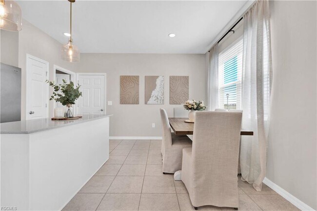 Building Photo - 42826 Pk Vw Dr