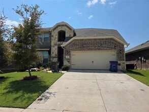 Building Photo - 4313 Cordata Dr