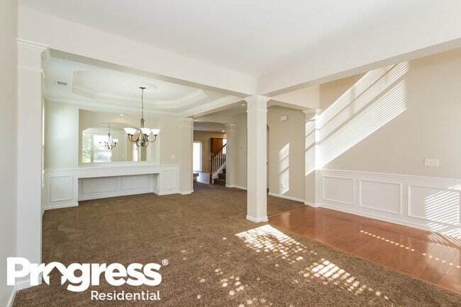 Building Photo - 5804 Providence Ct