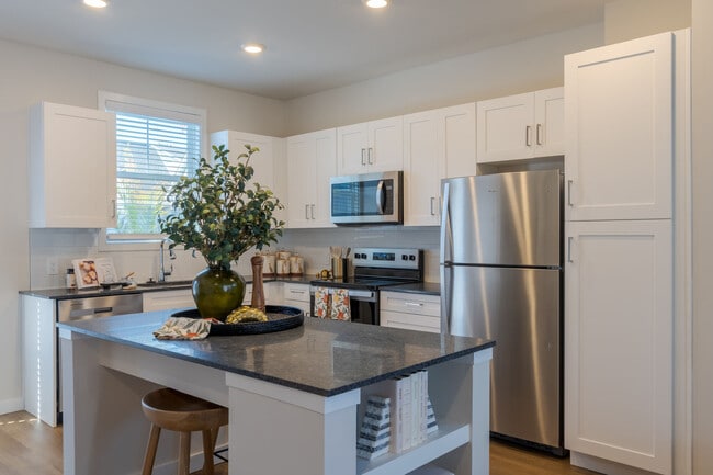 Ascend Cottages At Highland Square apartments — community photo - Ascend Cottages At Highland Square