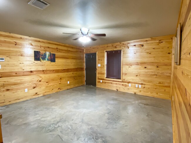 Foto del edificio - 1517- County Rd 706