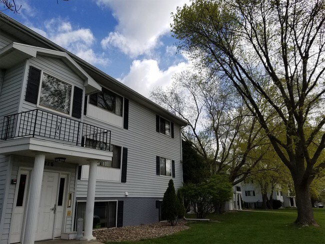 Building Photo - 3220 Neola St