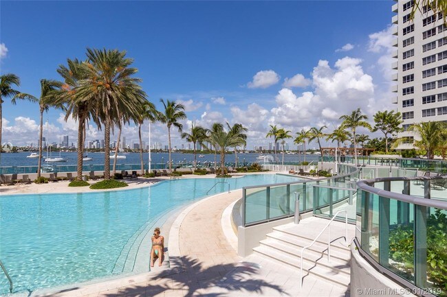 Foto del edificio - 1500 Bay Rd