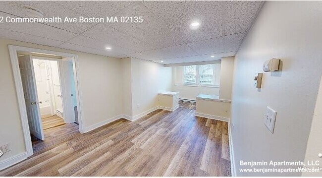 Building Photo - 1632 Commonwealth Ave
