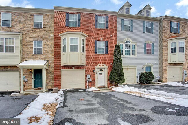 Foto del edificio - 64 Milestone Ct