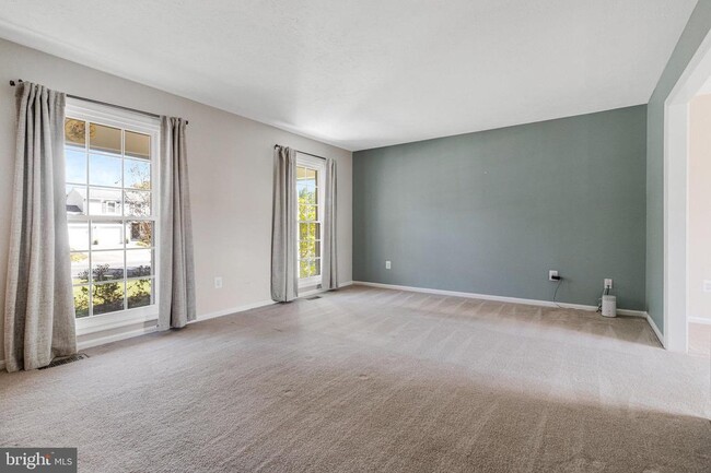 Building Photo - 7512 Epsilon Dr