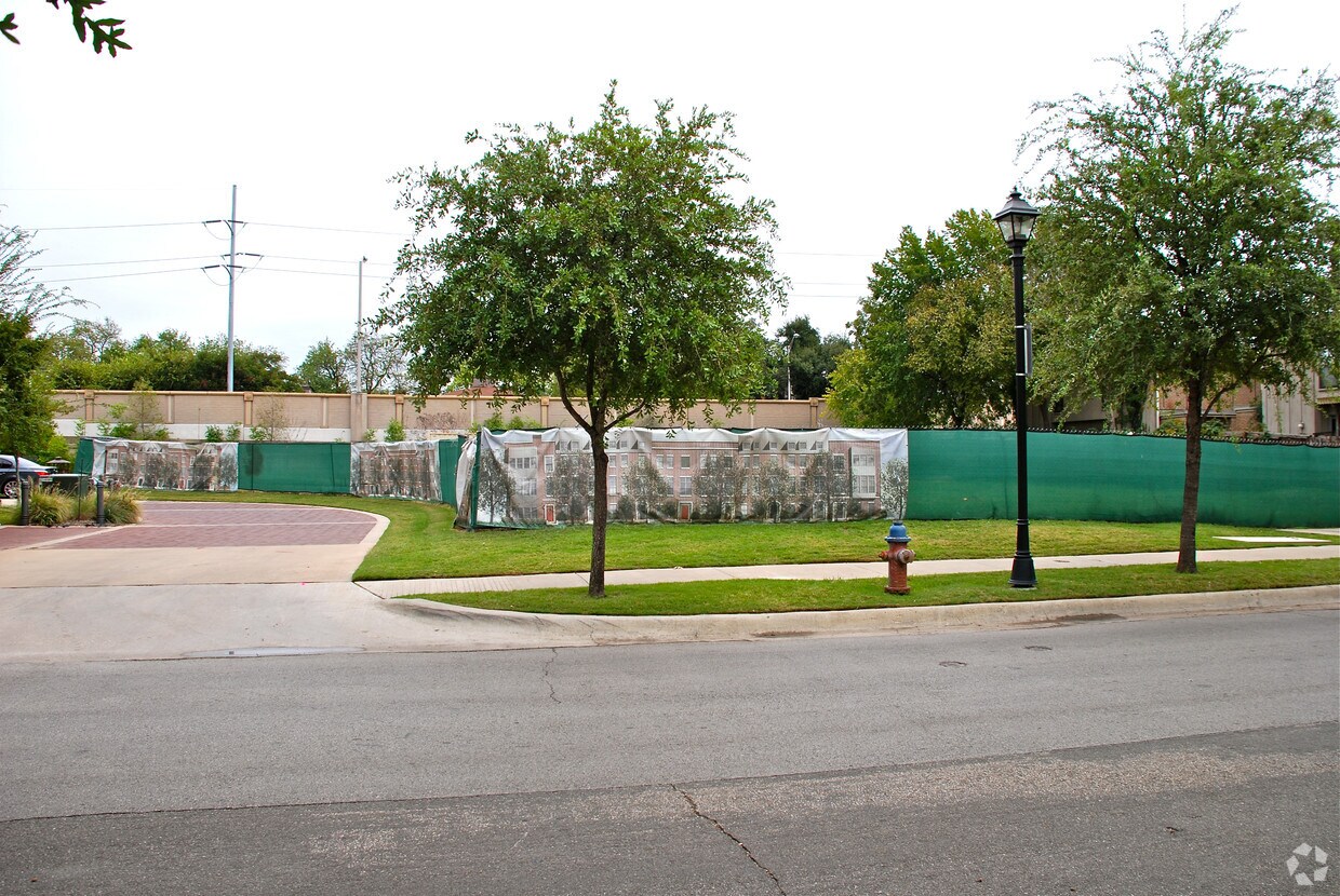 Primary Photo - Eastern Avenue Apartments