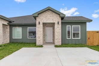 Building Photo - 690 Seminole Ln Building Photo - 690 Seminole Ln