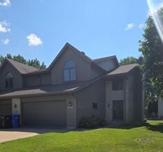 Building Photo - 5849 Woodland Dr