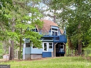 Building Photo - 104 Turtle Ct SE