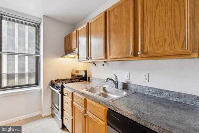 Foto del edificio - 135 S 19th St