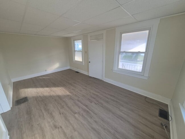 Photo - 2765 Alexandria Ave House