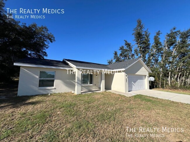 Building Photo - Awesome 3 BD/2BA Home in Beautiful Ocklawa...