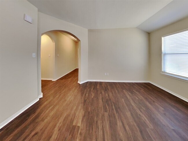 Foto del edificio - 2414 Teal Run Pl Dr