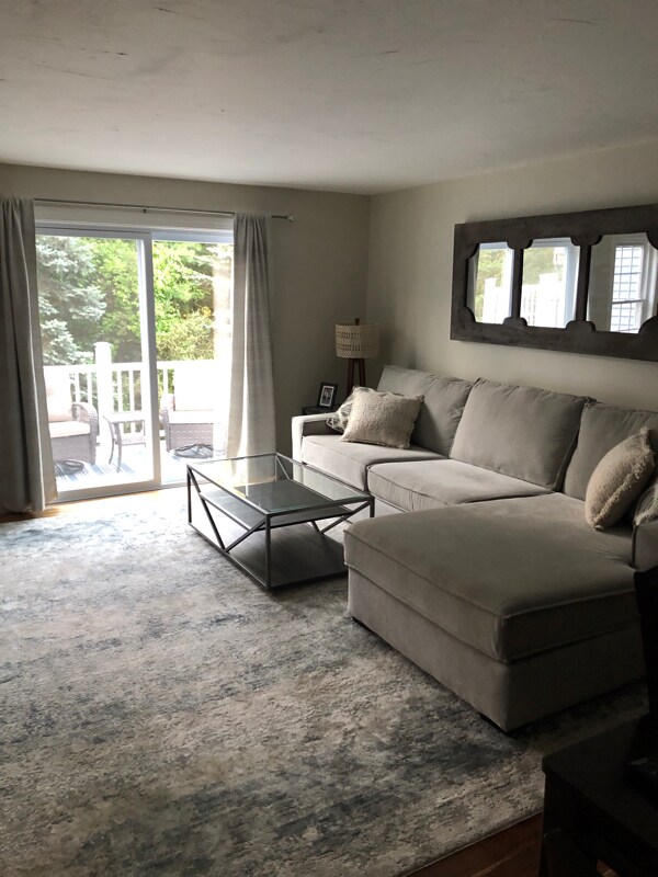 Foto del edificio - 100 Laurelwood Dr