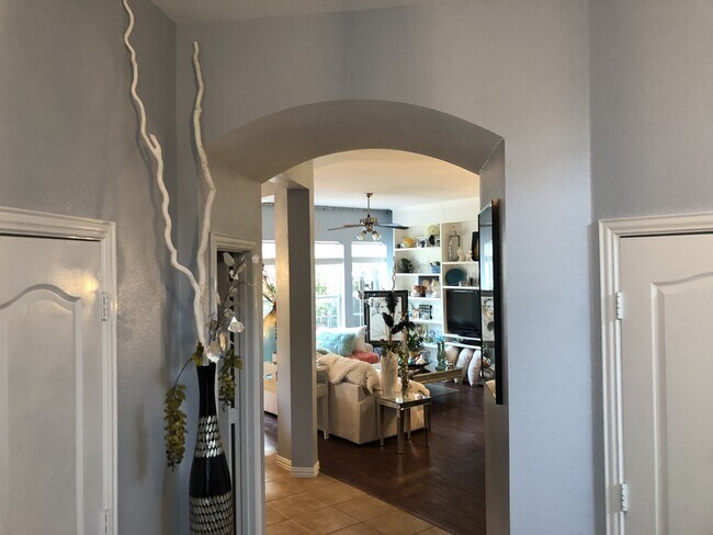 Foto del edificio - Beautiful Townhouse in Irving